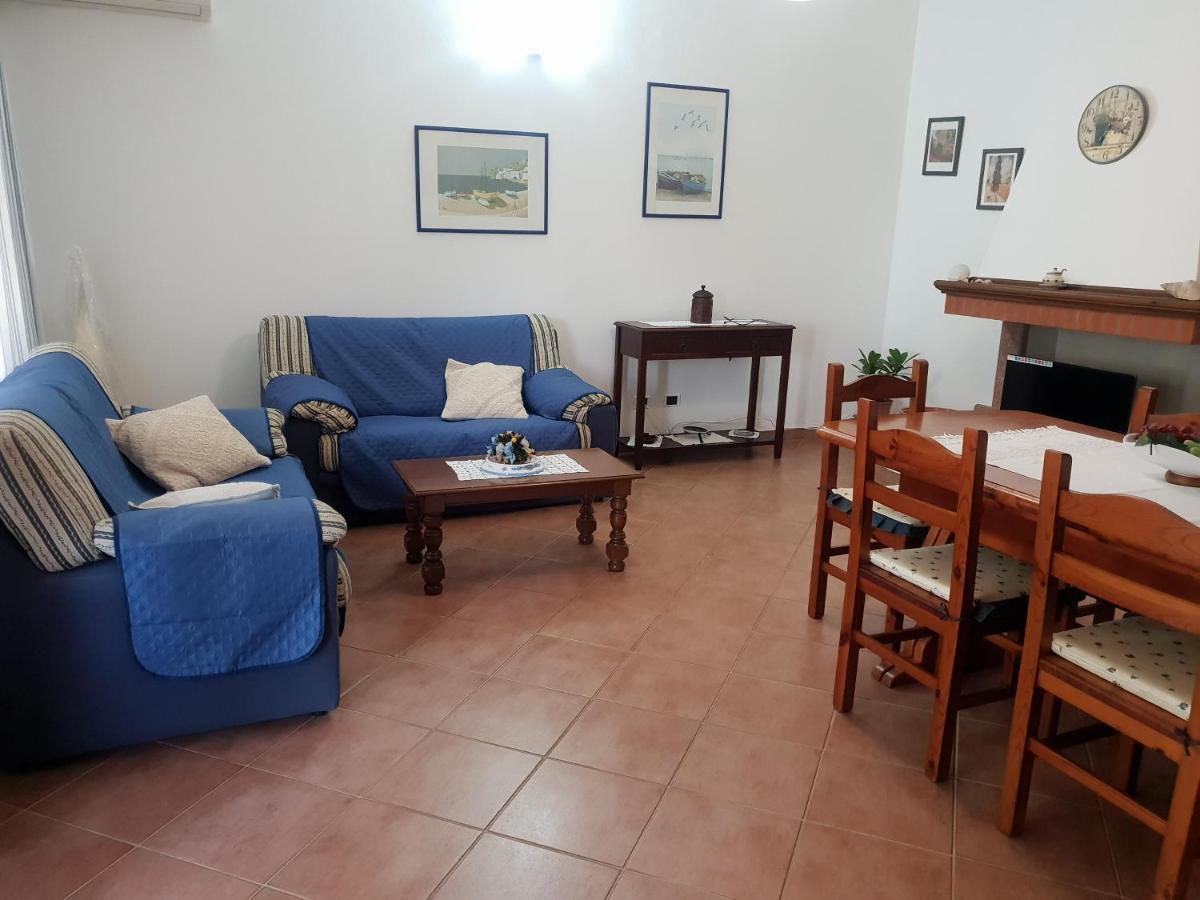 Villetta Porto Corallo ヴィッラプッツ エクステリア 写真